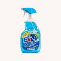 منظف الزجاج glass cleaner